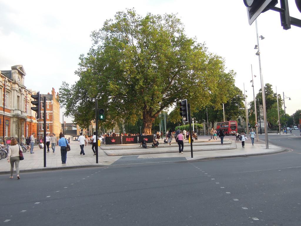 Holmewood Homestay London Room photo