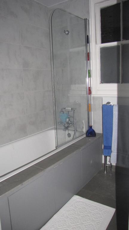 Holmewood Homestay London Room photo